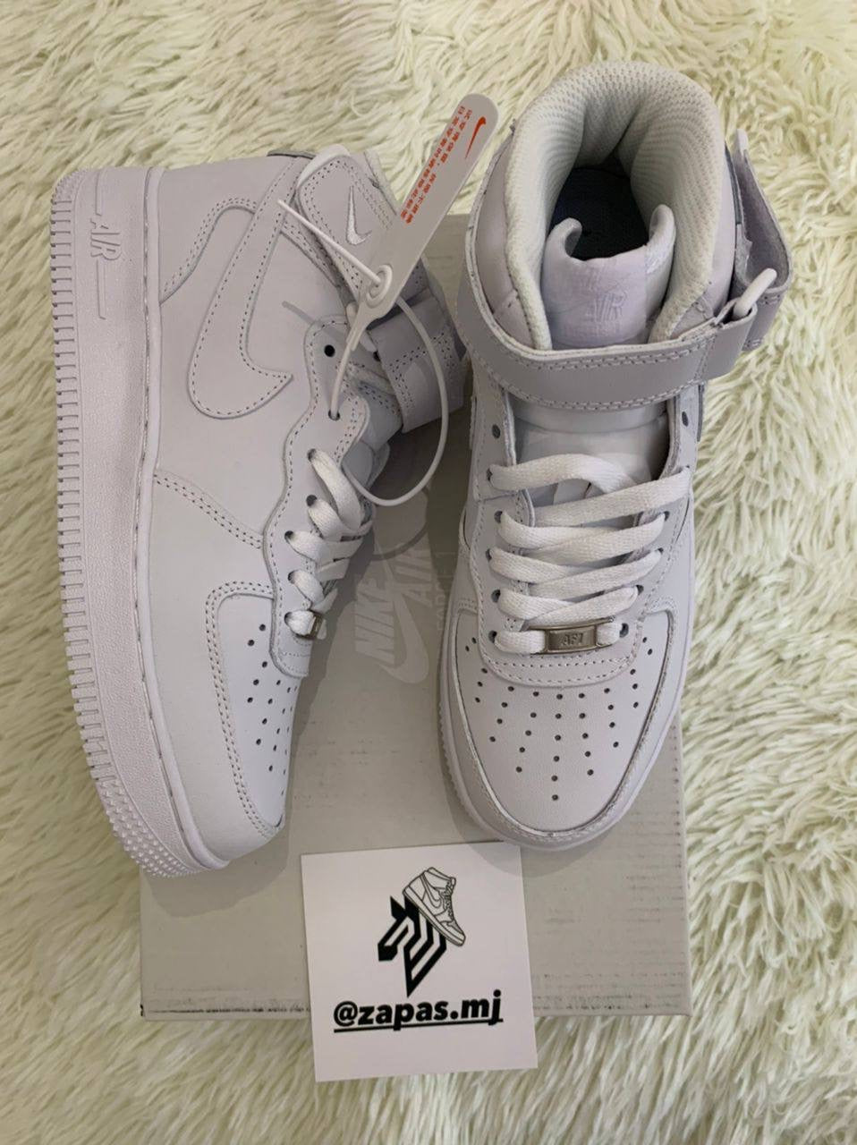 AF1